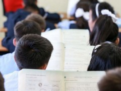 Нийслэлийн хэмжээнд анги дүүргэлт нь хэтэрсэн 84 сургууль байна