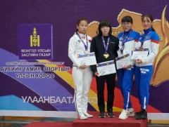 М.Мөнхгэрэл алт, Ц.Намуунцэцэг мөнгөн медаль хүртлээ