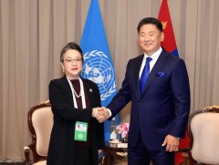 Ерөнхийлөгч У.Хүрэлсүх НҮБ-ын Ерөнхий нарийн бичгийн даргын орлогч Армида Алисжабана-г хүлээн авч ..