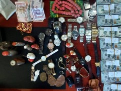 Их хэмжээний ам.доллар, үнэт эдлэл, хөөрөг хулгайлсан этгээдийг шуурхай баривчилжээ