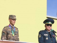 Тэргүүний хугацаат цэргийн алба хаагч С.Саяжаргалыг хүндэтгэлтэйгээр угтан авлаа