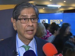 Английн нэрт хуульч Сарош Зайваллагийн “Нэр төрийн баталгаа” номын нээлт боллоо