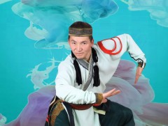 Бүжиг дэглээч, бүжигчин Э.Амаржаргал Дэлхийн ардын бүжгийн уралдааны хоёрдугаар байрт оржээ