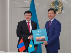 Шадар сайд С.Амарсайхан Астана хотын дарга А.Кульгиновтой уулзав