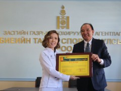 О.Саранхүү: Монголын соёл, урлаг болон ондоошлыг бүжгийнхээ дэглэлтээр дэлхий нийтэд харуулахыг хи..