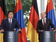 Ерөнхий сайд Л.Оюун-Эрдэнэ, ХБНГУ-ын Холбооны Канцлер О.Шольц нар албан ёсны хэлэлцээ хийлээ