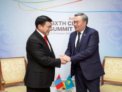 Шадар сайд С.Амарсайхан БНКУ-ын Шадар сайд М.Тлеубердитэй уулзаж ярилцав