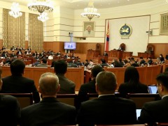 Л.Оюун-Эрдэнэ: 2023 оны төсөв эдийн засгийг тогтворжуулж, төсвийн сахилга батыг бүх шатанд хэрэгжү..