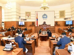 Монгол Улсын 2023 оны төсвийн тухай хуулийн төслүүдийн хамт өргөн мэдүүлсэн хууль, тогтоолын төслү..