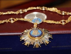 Монгол төрийн бахархал-Чингис хаан одон