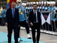 БНТУ Курдын зэвсэгт босогчдыг шилжүүлэн өгөхийг Швед, Финландаас хүслээ 