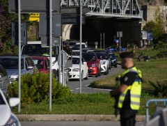 Франц-Италийн хил дээр автомашины бөөгнөрөл үүсжээ