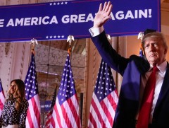 Дональд Трамп 2024 онд АНУ-ын ерөнхийлөгчийн сонгуульд өрсөлдөхөө зарлав 