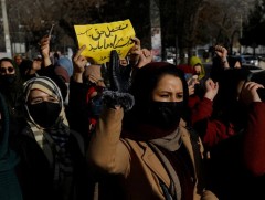 Талибаны Засгийн газрын сайд эмэгтэйчүүдийг их сургуульд сурахыг хориглосон шийдвэрээ хамгаалав 