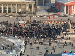 Шударга ёс шаардсан иргэдийн жагсаал үргэлжилж байна