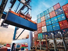 Найман боомтоор экспорт импортын ачаа тээвэрлэж байна