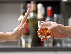 Шинэ үеийн оюутан, залуусаа архи, согтууруулах ундаанаас татгалзъя