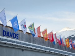 Дэлхийн эдийн засгийн форум “Хуваагдсан дэлхий ертөнц дэх хамтын ажиллагаа” сэдвийн дор эхэллээ 