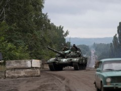 Олаф Шольц: Леопард танкуудыг Украинд яаралтай байршуулна 