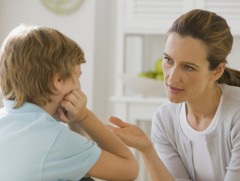 Хүүхдэд ярилцах хэрэгцээ их байдаг ч эцэг эхчүүд хангалттай ярилцаж чаддаггүй 