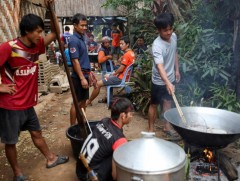 Янгон хотын иргэдийн ахуй амьдрал улам хүндэрснийг илтгэх судалгааны дүн гарчээ 