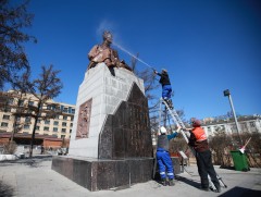 Иргэн, аж ахуйн нэгж байгууллагууд орчны 50 метр талбайгаа цэвэрлэж хэвшихийг уриаллаа