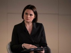 Беларусийн сөрөг хүчний удирдагч Светлана Тихановская 15 жилийн хорих ял авчээ