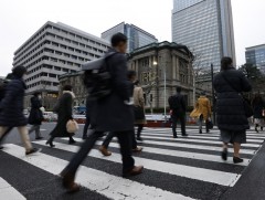 Япон дахь ажиллах хүчний хомсдол 2040 онд 10 саяд хүрч болзошгүй 