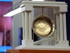 Нийт 82 компанийн хувьцаа арилжааллаа