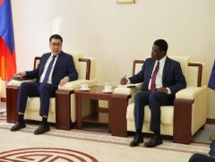 Бүгд Найрамдах Малави улсын Элчин сайд тэргүүтэй төлөөлөгчид ХХААХҮЯ-нд ажиллав