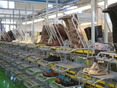 Манай улс жилдээ 4-5 сая хос гутал, бусад дагалдах хэрэгслийг дангаар үйлдвэрлэдэг байсан