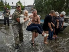 Украины УЦС-ын далан сэтэрснээс үүдсэн гамшигтай тэмцэхэд олон улсаас тусламж эрэв  