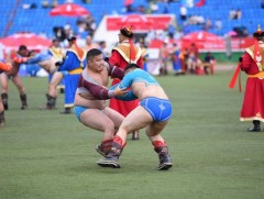 Үндэсний их баяр наадмаар барилдах бөхчүүдийн бүртгэл маргааш эхэлнэ