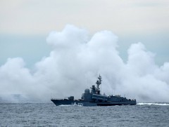 Зүүн тэнгист ОХУ, БНХАУ-ын хамтарсан сургуулилалт эхэллээ