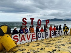 Фүкүшимагийн цацраг идэвхт бохирдлоос цэвэршүүлсэн усыг далайд цутгахыг эсэргүүцсэн хөдөлгөөн эрчи..