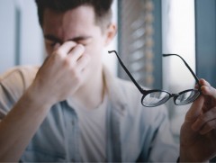 Нүдний ядаргаа тайлах дасгалууд