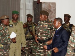 АНУ Нижер улсад үзүүлэх мөнгөн тусламжаа танана