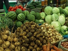 Шинэ ургацын ногооны үнэ тариалалтаасаа шалтгаалан өсөж, буурдаг