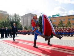 ОХУ-ын Холбооны Хурлын Төрийн Думын дарга В.В.Володин Г.К.Жуковын хөшөөнд хүндэтгэл үзүүлэв