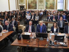 АНУ-ын ерөнхийлөгч асан Доналд Трампын санхүүгийн луйврын хэргийн шүүх хурал эхэлжээ 