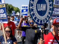 АНУ-ын автомашин үйлдвэрлэгч компаниуд дахь ажил хаялт дахин өргөжив 