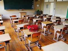 Японд сургууль завсардалт урьд байгаагүйгээр газар авчээ 