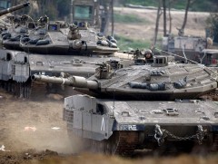 Израилын Батлан хамгаалах армийнхан газын зурваст танкаар нэвтэрч тусгай ажиллагаа явуулжээ