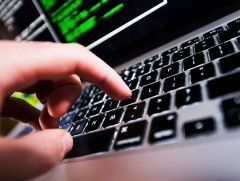 Австрали даяар 12 цагийн туршид интернэт тасарчээ