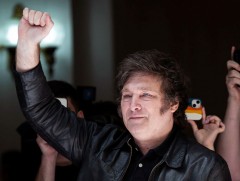 Аргентин улсын ерөнхийлөгчийн сонгуульд популист улстөрч Хавьер Милей ялалт байгуулжээ