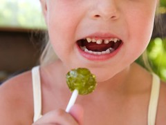 Чихрийн агууламж өндөртэй хүнсний бүтээгдэхүүнээс татгалзаж, томуу, томуу төст өвчнөөс сэргийлээрэй