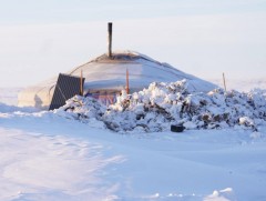 Ирэх сард Дундговь, Говьсүмбэр, Дорноговийн хойд хэсгээр олон жилийн дунджаас хүйтэн байна