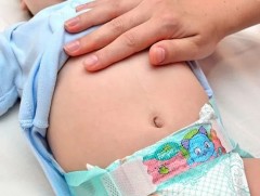 Нярайн гэдэс дүүрэлтийг багасгах иллэг 