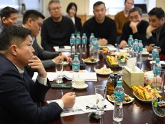 Дүүжин тээврээр Яармаг-Хархорин чиглэлд 4.2 км замыг 11 минутад туулах боломжтой 