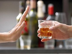 Монголчууд согтууруулах ундааг зохистой хэрэглэх дадалд суралцаж байна 